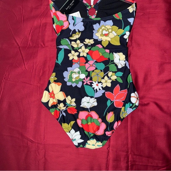 Collection. NWT - Picture 3 of 6